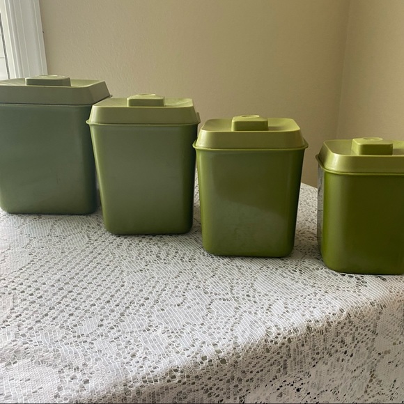 •Vintage• Green Floral Square Canisters; Plastic, Set of 4 - Retro Kitchen - Picture 10 of 15